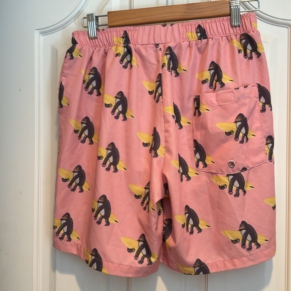 Mosmann 🔥sale🔥⭐️pink swim trunks with gorillas and surfboards - Picture 3 of 9